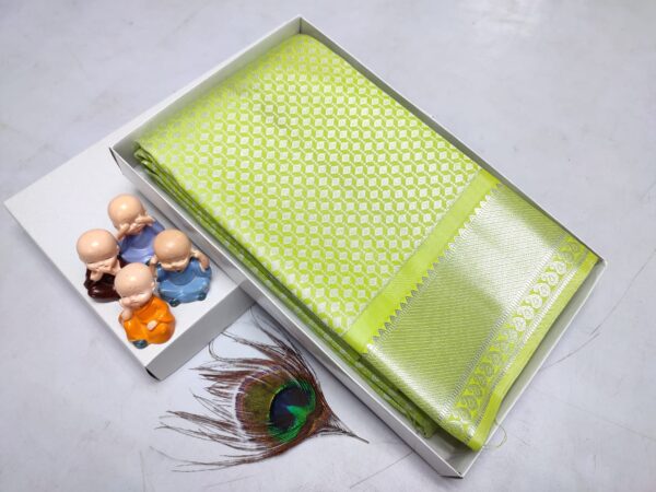 Grand Wedding Silk Saree – Exclusive Kanchipuram Muhurtham Pattu with Rich Zari Work - Image 8