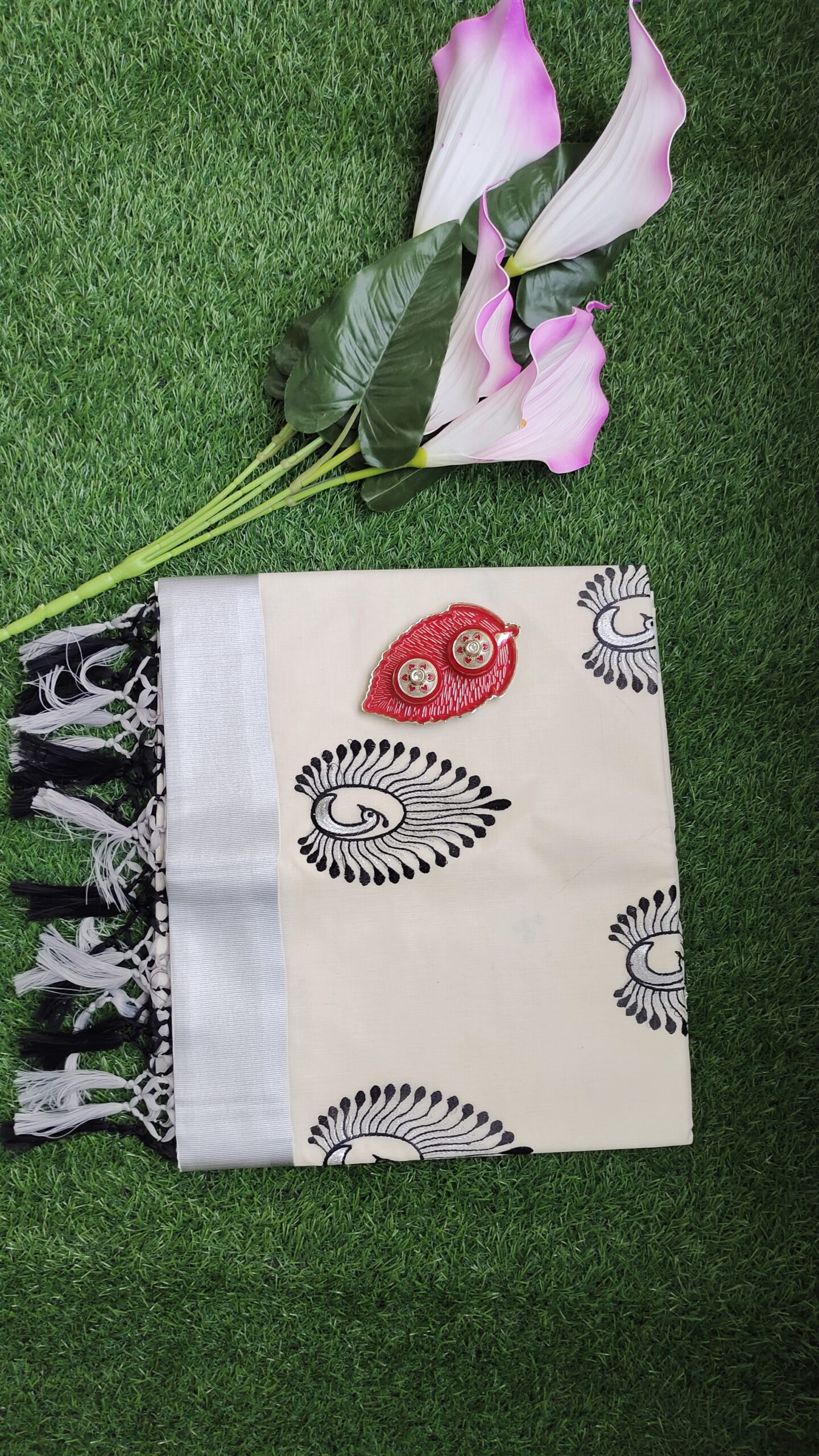 Onam Set Sarees – Traditional Kerala Kasavu Cotton Saree Silver and Black Design